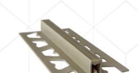 Profilé de joint de dilatation PVC pour carrelage, finition ajourée.