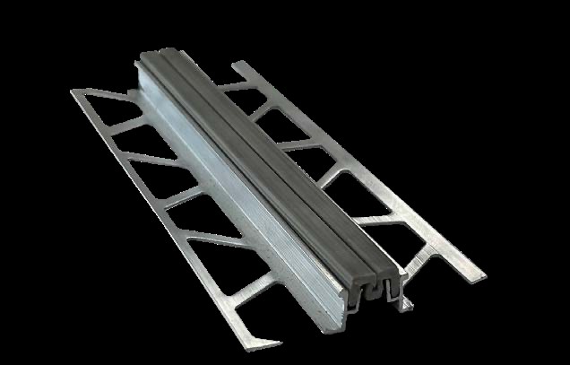 Joint de dilatation aluminium avec insert souple.